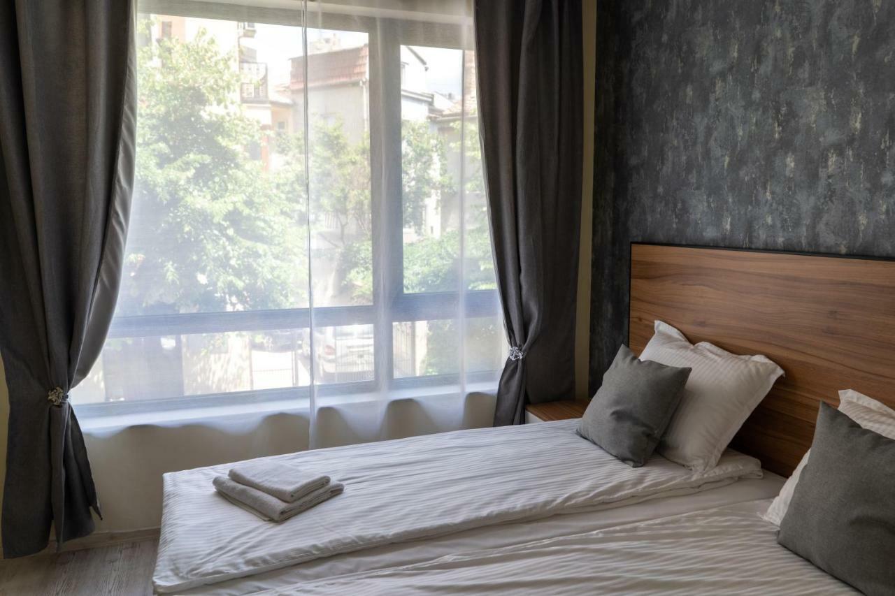 La Familia Apartments Warna Exterior foto
