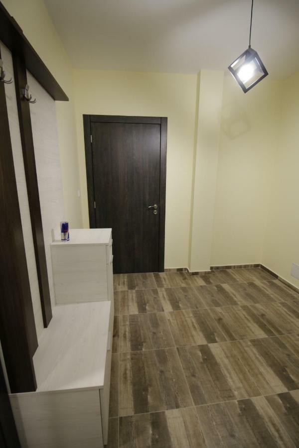 La Familia Apartments Warna Exterior foto